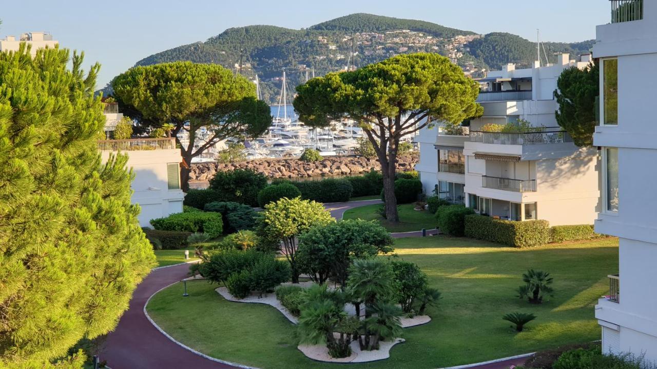 Garden And Beach Sea View Apartment Cannes Mandelieu Kültér fotó